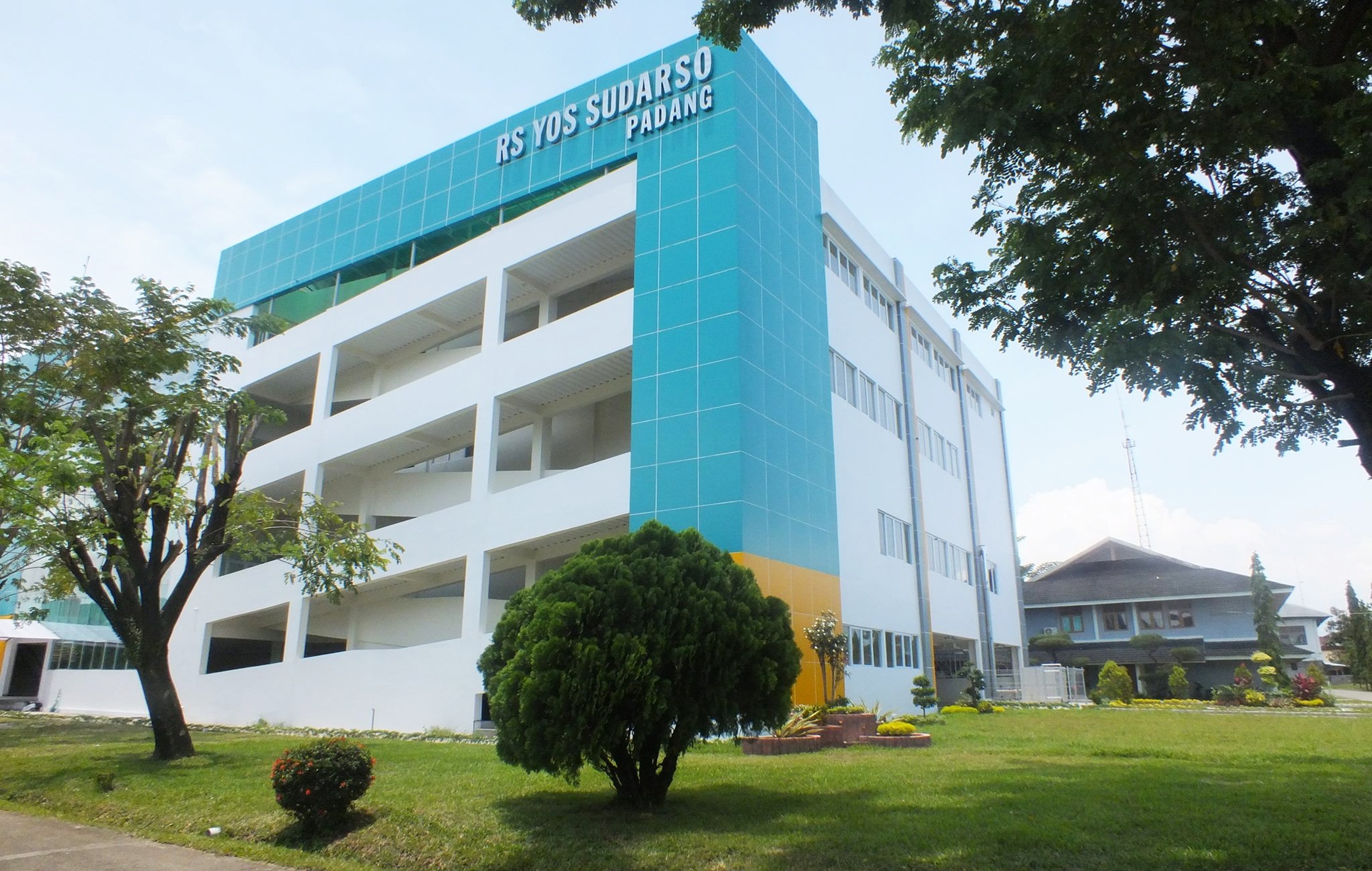 Sejarah Rumah Sakit Yos Sudarso Padang