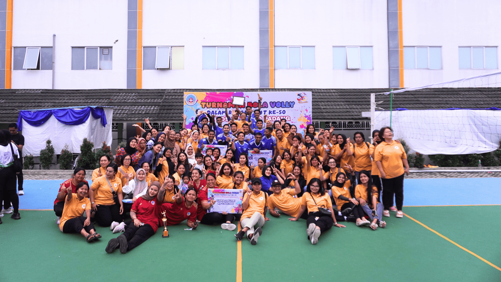 Perlombaan Voli Antar Rumah Sakit