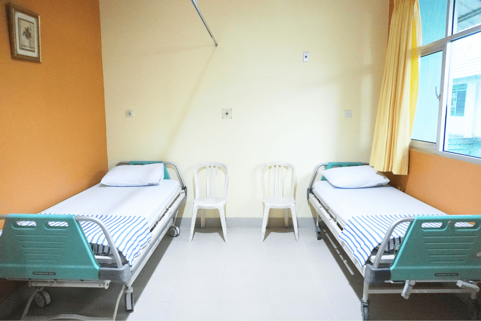Kamar Penginapan 2 Tempat Tidur