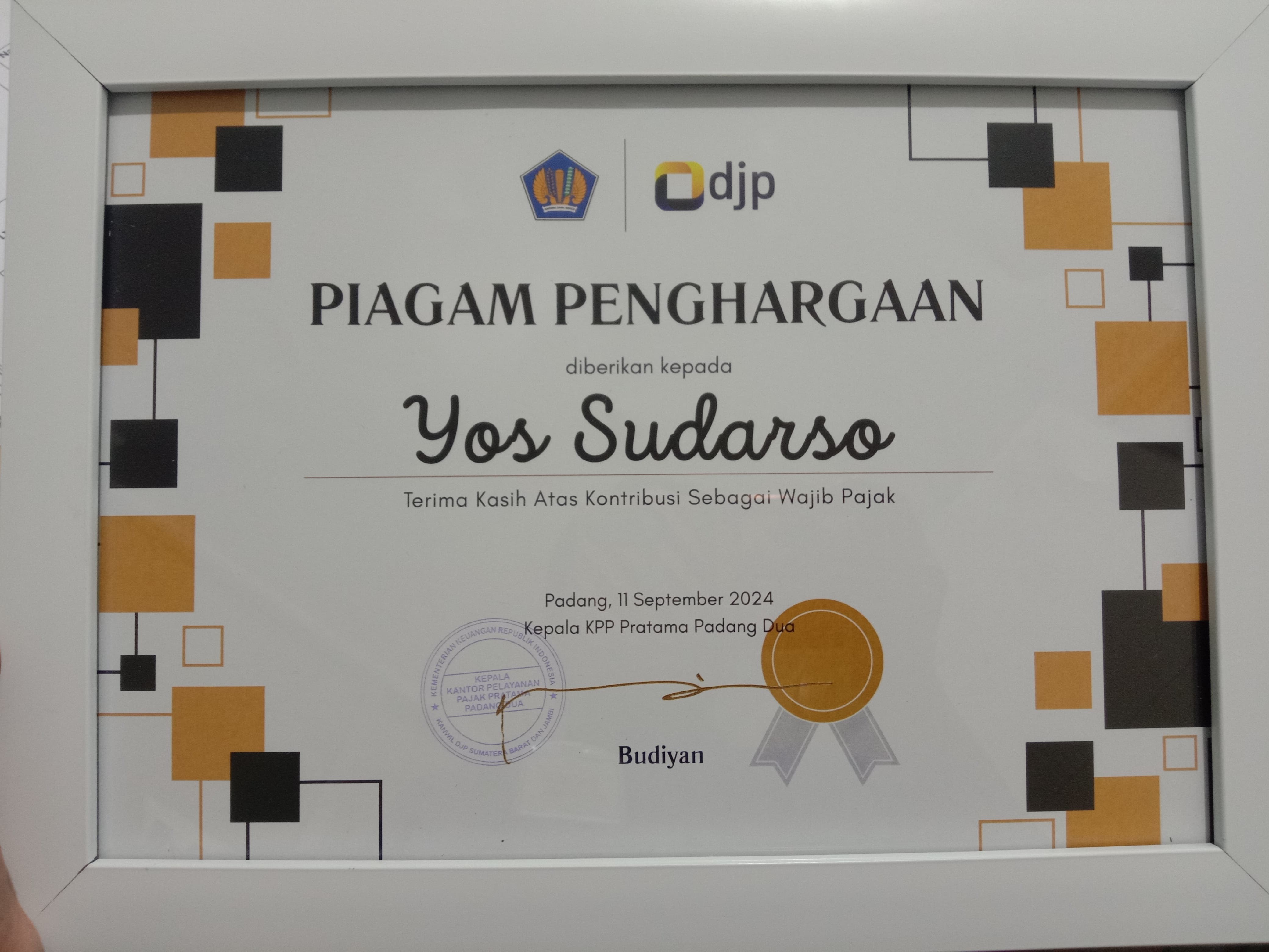 Rumah Sakit Terbaik Dalam Pelaporan HIV/AIDS
